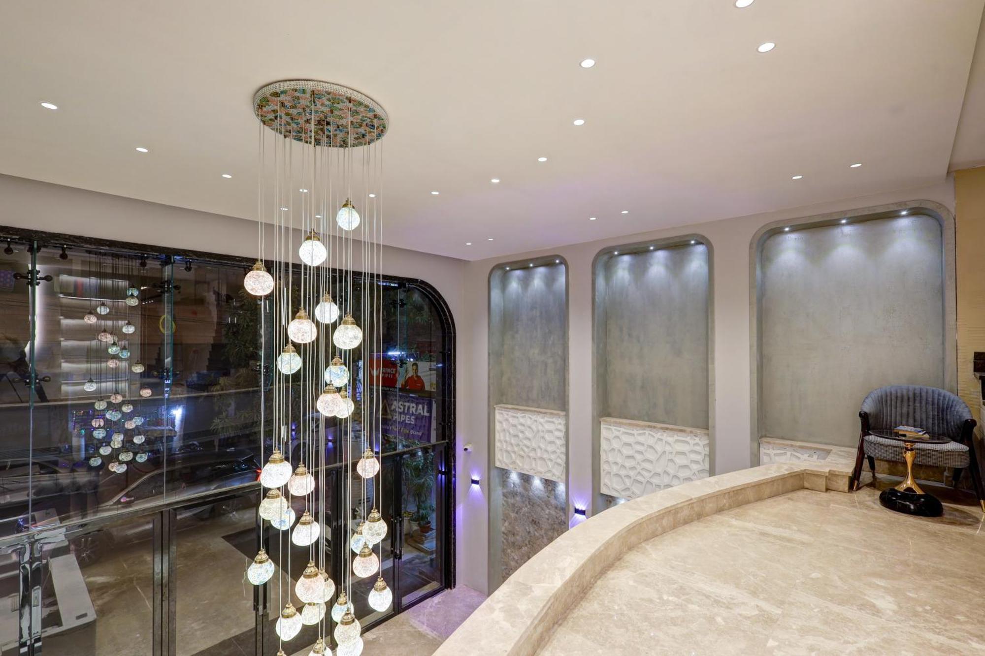 The Viking - Luxury Living Steps Away From New Delhi & Connaught Place Exterior photo